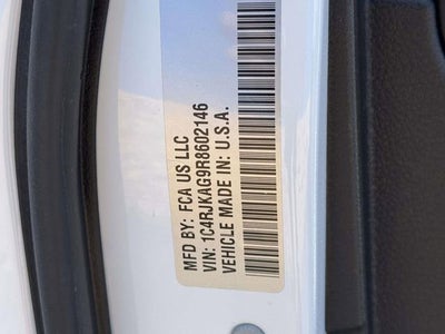 2024 Jeep Grand Cherokee L Laredo 4x4
