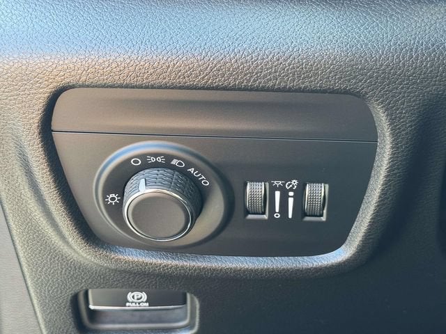 2024 Jeep Grand Cherokee L Laredo X 4x4