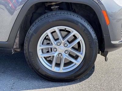 2024 Jeep Grand Cherokee L Laredo X 4x4