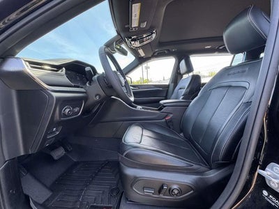 2023 Jeep Grand Cherokee L Overland 4x4