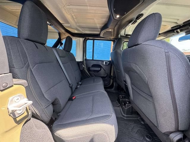 2025 Jeep Wrangler 4-Door Willys 4x4