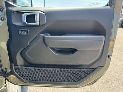 2025 Jeep Wrangler 4-Door Willys 4x4