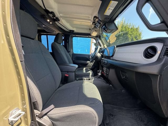 2025 Jeep Wrangler 4-Door Willys 4x4