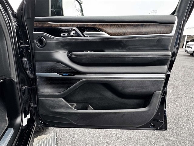 2024 Jeep Grand Wagoneer L BASE