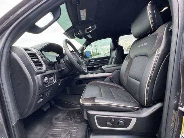 2023 RAM 1500 Laramie Crew Cab 4x4 5'7" Box