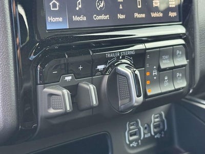 2023 RAM 1500 Laramie Crew Cab 4x4 5'7" Box