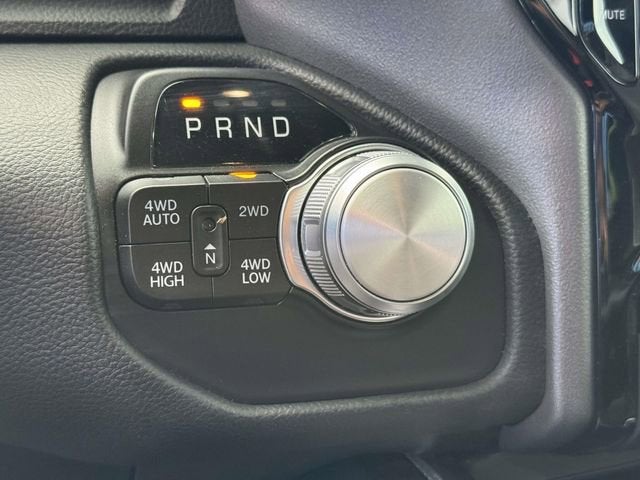 2023 RAM 1500 Laramie Crew Cab 4x4 5'7" Box