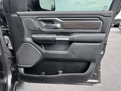 2023 RAM 1500 Laramie Crew Cab 4x4 5'7" Box