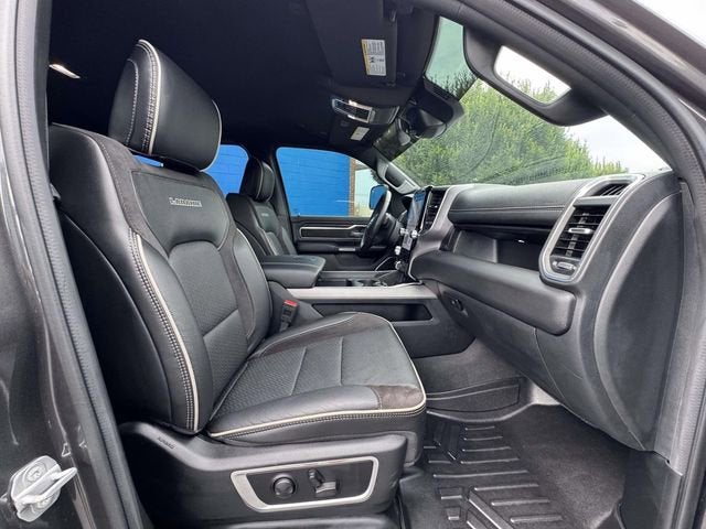 2023 RAM 1500 Laramie Crew Cab 4x4 5'7" Box