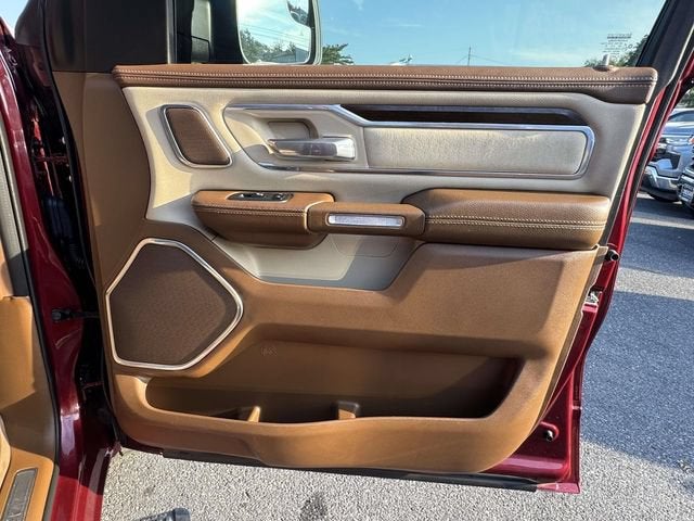 2021 RAM 1500 Laramie Crew Cab 4x4 5'7" Box