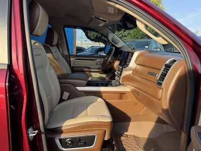 2021 RAM 1500 Laramie Crew Cab 4x4 5'7" Box