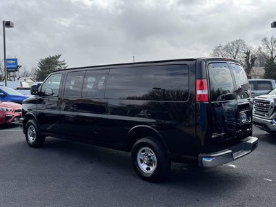 2025 Chevrolet Express Passenger 1LT