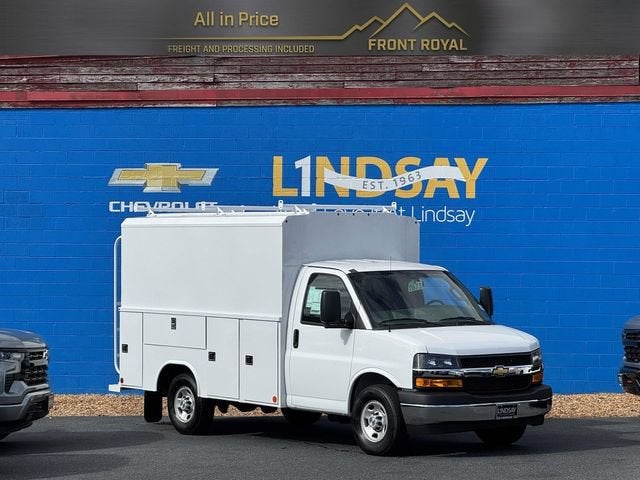 2026 Chevrolet Express Cutaway 3500 1WT