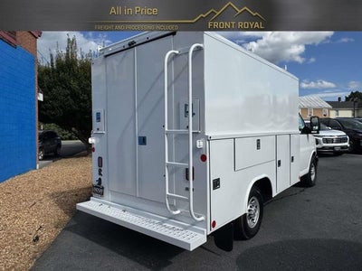 2026 Chevrolet Express Cutaway 3500 1WT