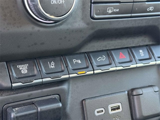 2024 Chevrolet Silverado 2500 HD Custom