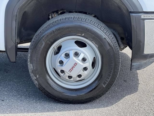 2024 GMC Sierra 3500 HD Chassis Cab Pro