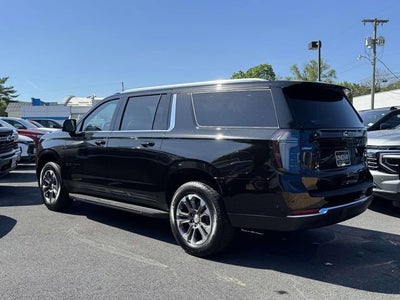 2026 Chevrolet Suburban LT