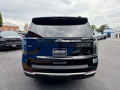 2026 Chevrolet Suburban LT