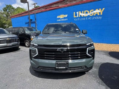 2025 Chevrolet Suburban RST