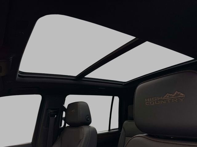 2024 Chevrolet Suburban High Country