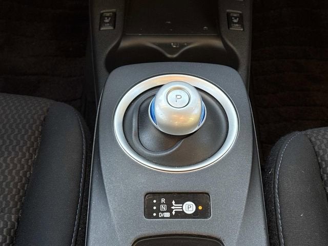 2013 Nissan LEAF S