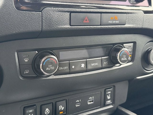2022 Nissan Frontier Crew Cab SV 4x4