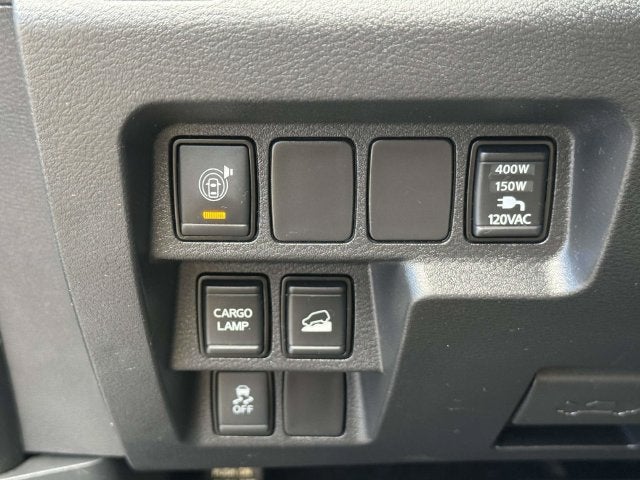 2022 Nissan Frontier Crew Cab SV 4x4