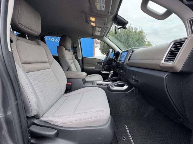 2022 Nissan Frontier Crew Cab SV 4x4