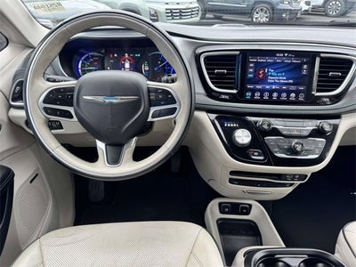 2018 Chrysler Pacifica Hybrid Limited