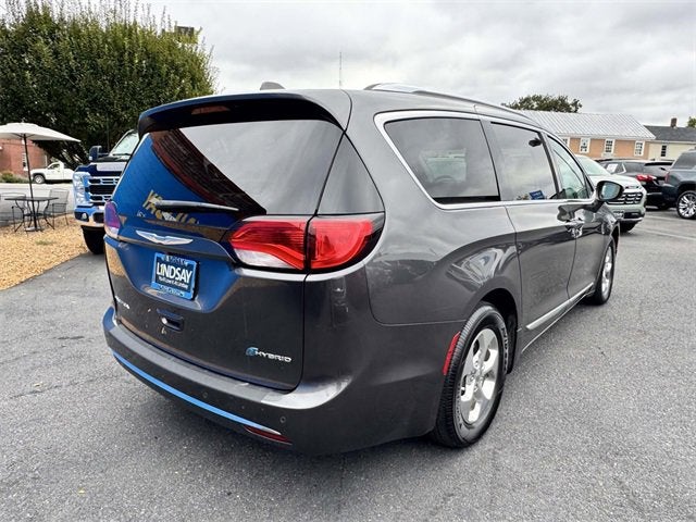 2018 Chrysler Pacifica Hybrid Limited