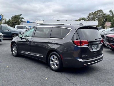 2018 Chrysler Pacifica Hybrid Limited