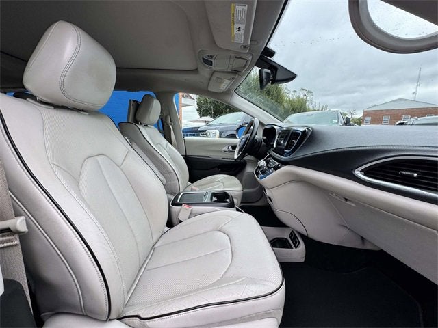 2018 Chrysler Pacifica Hybrid Limited