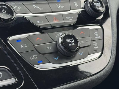 2024 Chrysler Pacifica Hybrid S Appearance Pkg