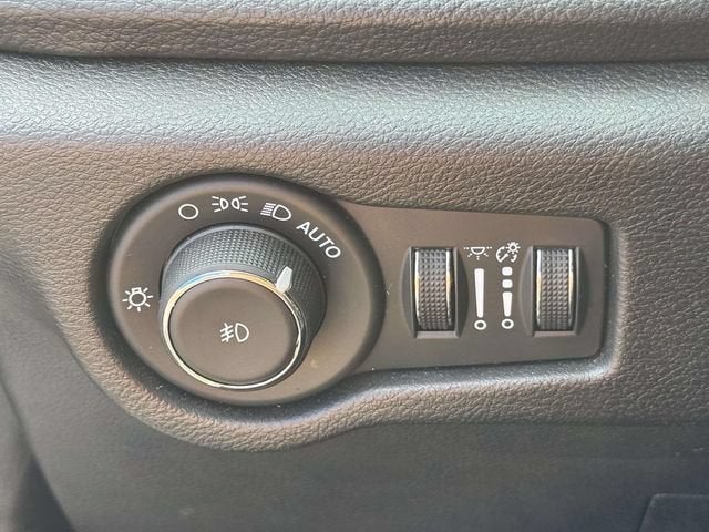 2024 Chrysler Pacifica Hybrid S Appearance Pkg