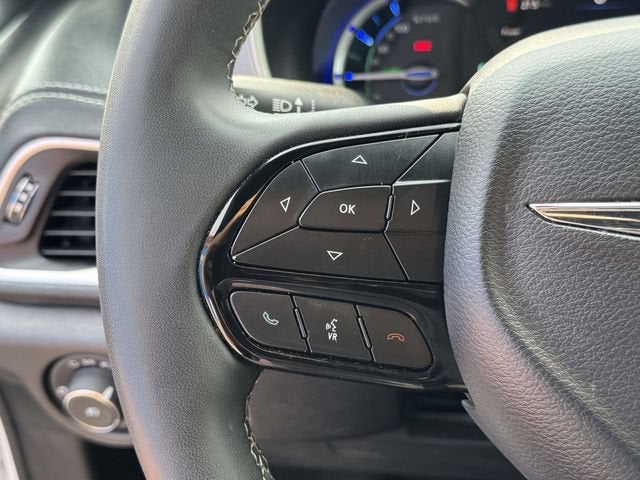 2024 Chrysler Pacifica Hybrid S Appearance Pkg