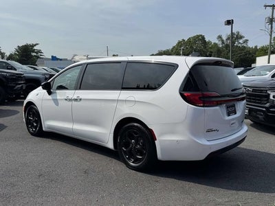 2024 Chrysler Pacifica Hybrid S Appearance Pkg