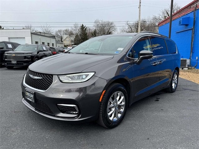 2022 Chrysler Pacifica Touring L