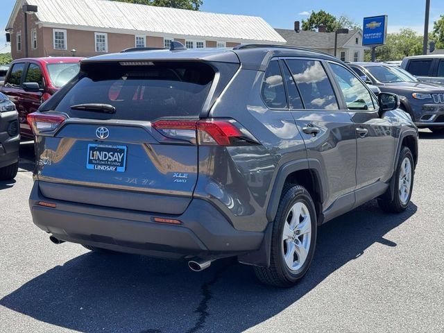 2020 Toyota RAV4 XLE