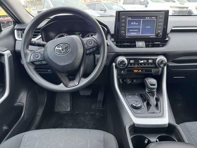 2020 Toyota RAV4 Hybrid XLE