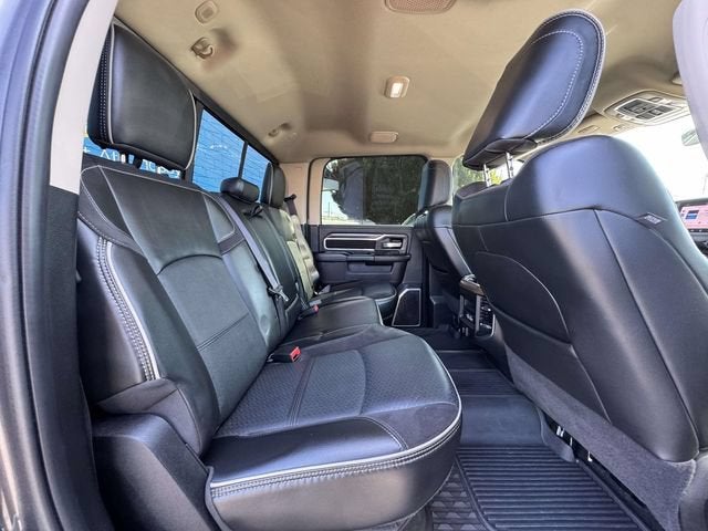 2022 RAM 3500 Laramie Crew Cab 4x4 6'4" Box
