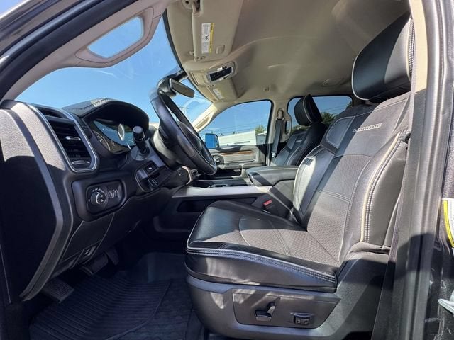 2022 RAM 3500 Laramie Crew Cab 4x4 6'4" Box