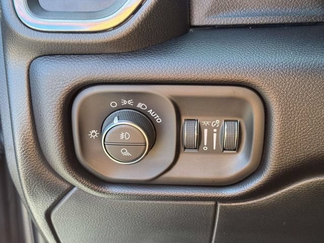 2022 RAM 3500 Laramie Crew Cab 4x4 6'4" Box