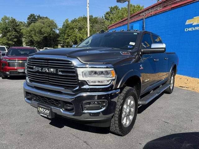 2022 RAM 3500 Laramie Crew Cab 4x4 6'4" Box