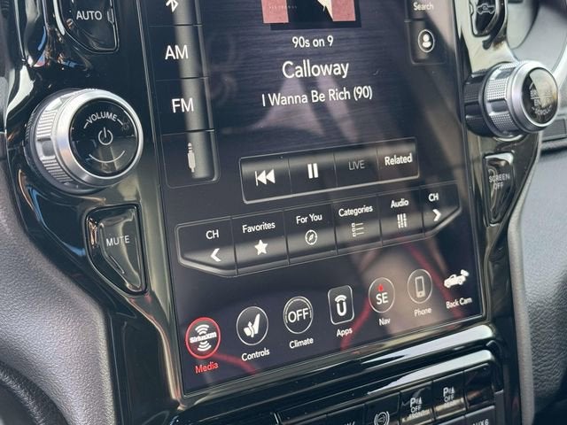 2021 RAM 2500 Big Horn Crew Cab 4x4 6'4" Box