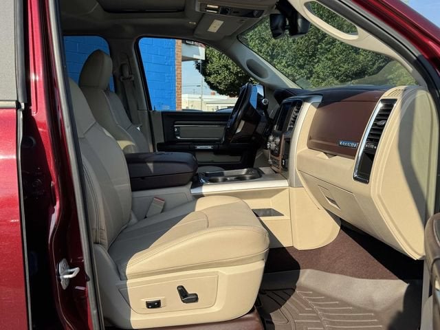 2018 RAM 2500 Laramie Crew Cab 4x4 6'4" Box