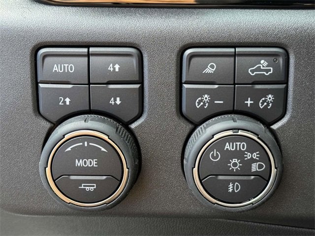 2025 Chevrolet Silverado 1500 ZR2