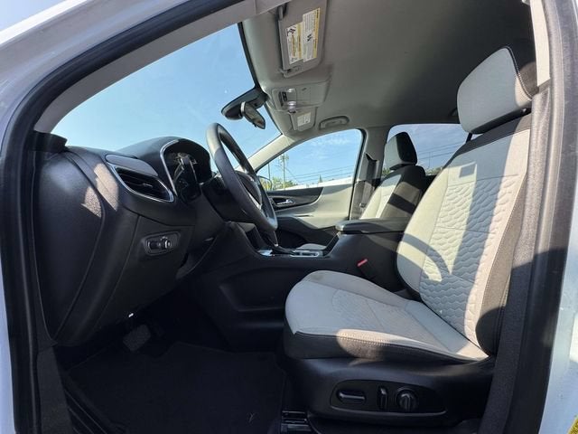 2021 Chevrolet Equinox LS - Photo 13