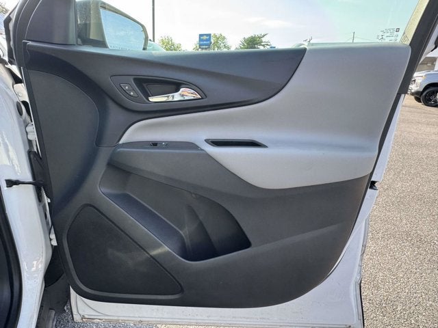 2021 Chevrolet Equinox LS - Photo 8