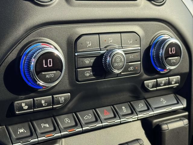 2020 GMC Sierra 1500 SLT - Photo 18