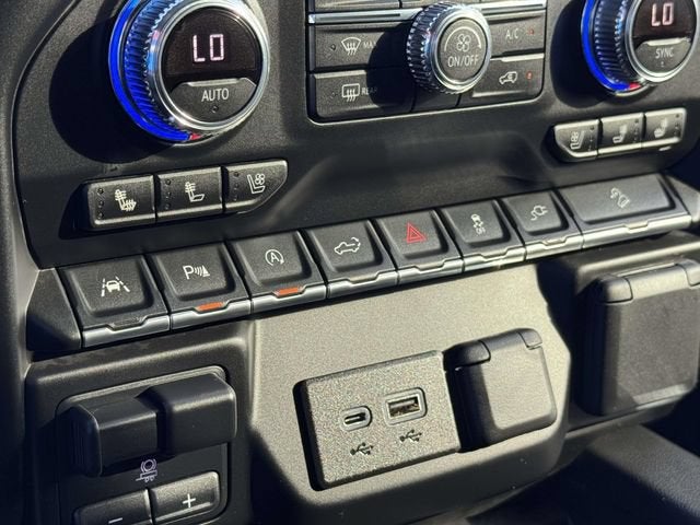 2020 GMC Sierra 1500 SLT - Photo 19